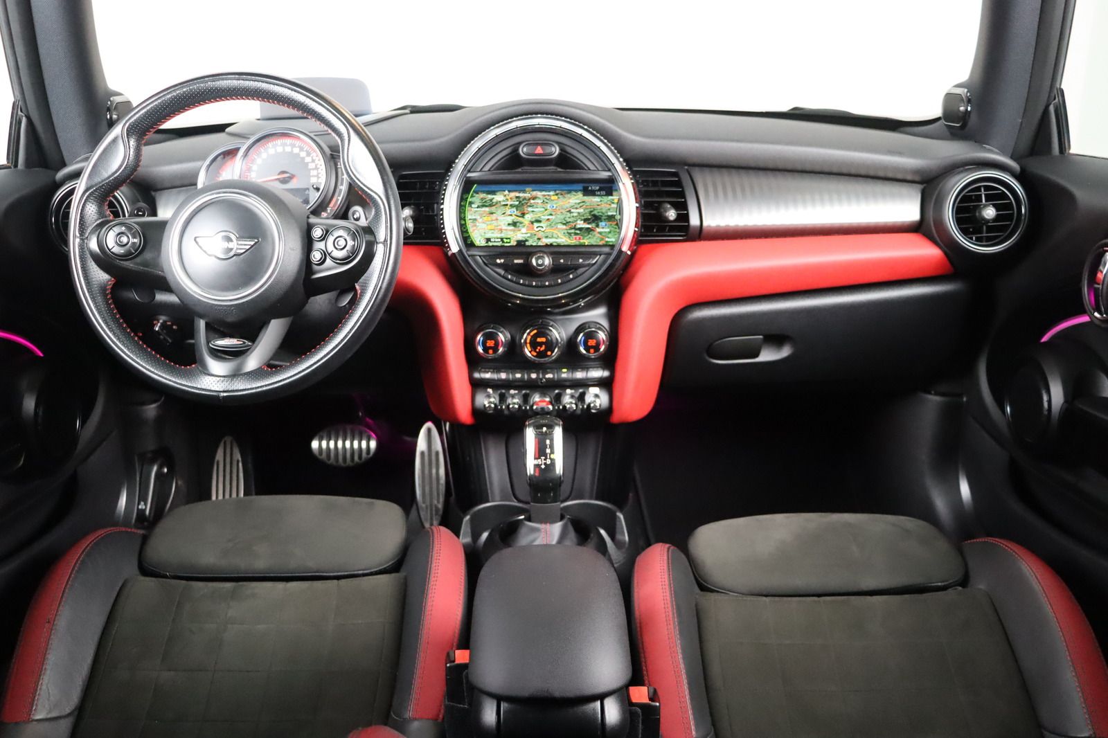 Fahrzeugabbildung MINI John Cooper Works * HUD * LED * Pano