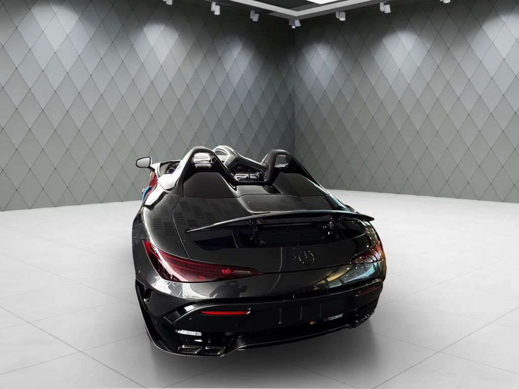 AMG PURESPEED RED/BLACK 2026 - Bild 6