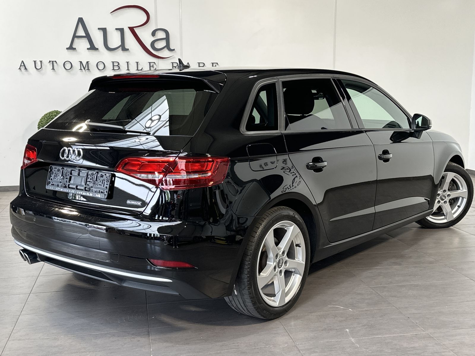 Fahrzeugabbildung Audi A3 SpB 40 TDI Quattro Sport NAV+XENON+KAM+VCOCK