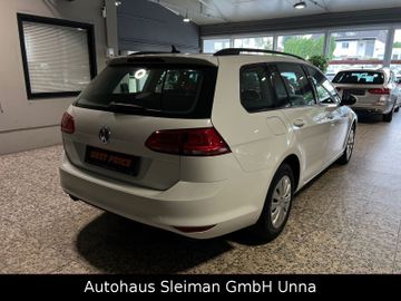 Volkswagen Golf - 6