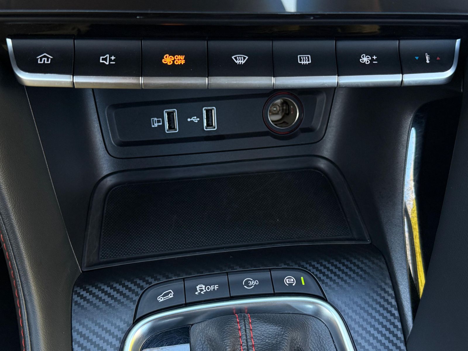 Fahrzeugabbildung MG ZS 1.5VTi Aut. Luxury LEDER+LED+NAV+SHZ+KAM+ACC+