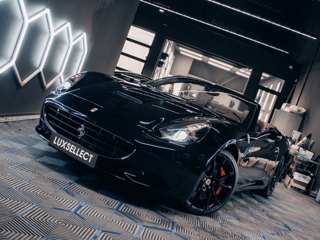 Ferrari California 4.3 V8 460 HP Nero Daytona / CarPlay 