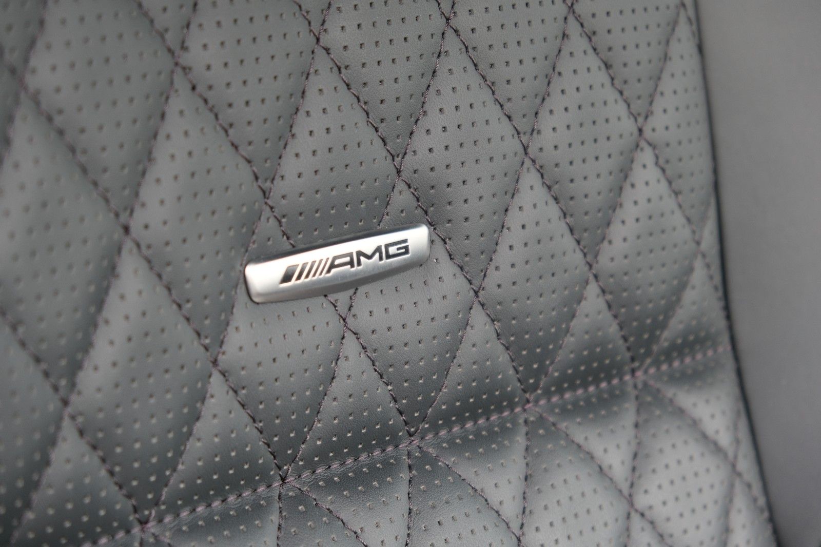 Fahrzeugabbildung Mercedes-Benz G 63 AMG/1. Hand/Distr./Harman/Fond Ent./Stdhzg