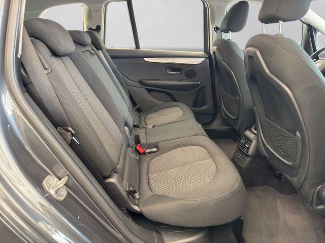 Fahrzeugabbildung BMW 218i Gran Tourer 7-Sitzer+LED+Navi+Kamera+AHK