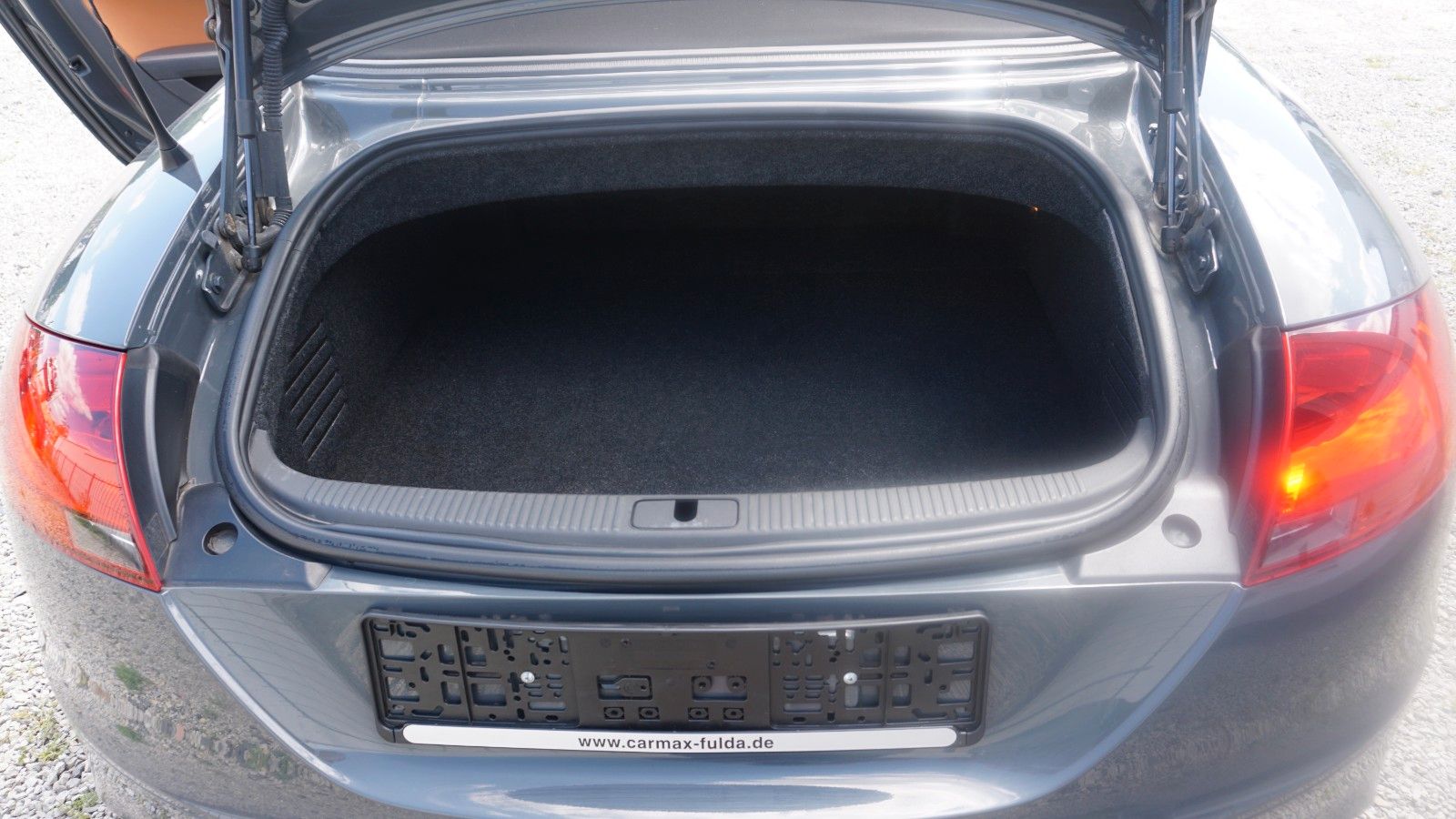 Fahrzeugabbildung Audi TT Roadster 2.0 TFSI quattro,Leder,Navi,Xenon,SH