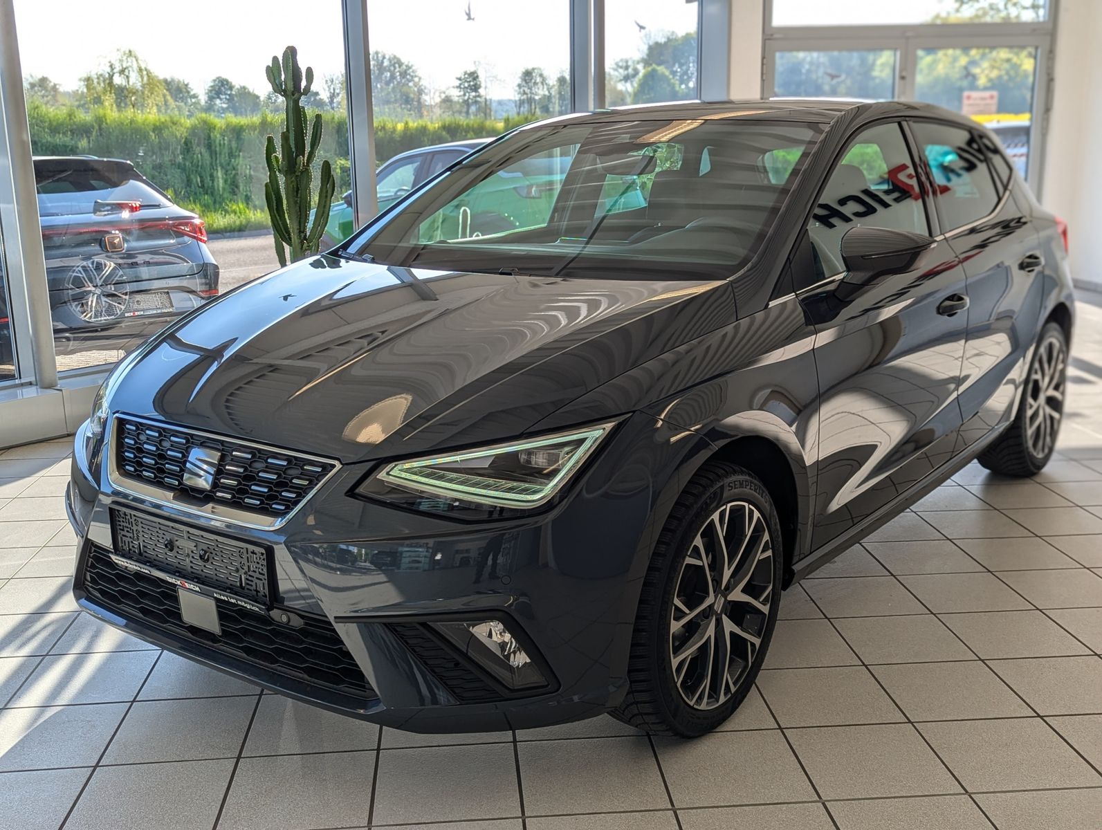 SEAT Ibiza 1.0 TSI Xcellence LED Cam Dinamica ACC - Image 3