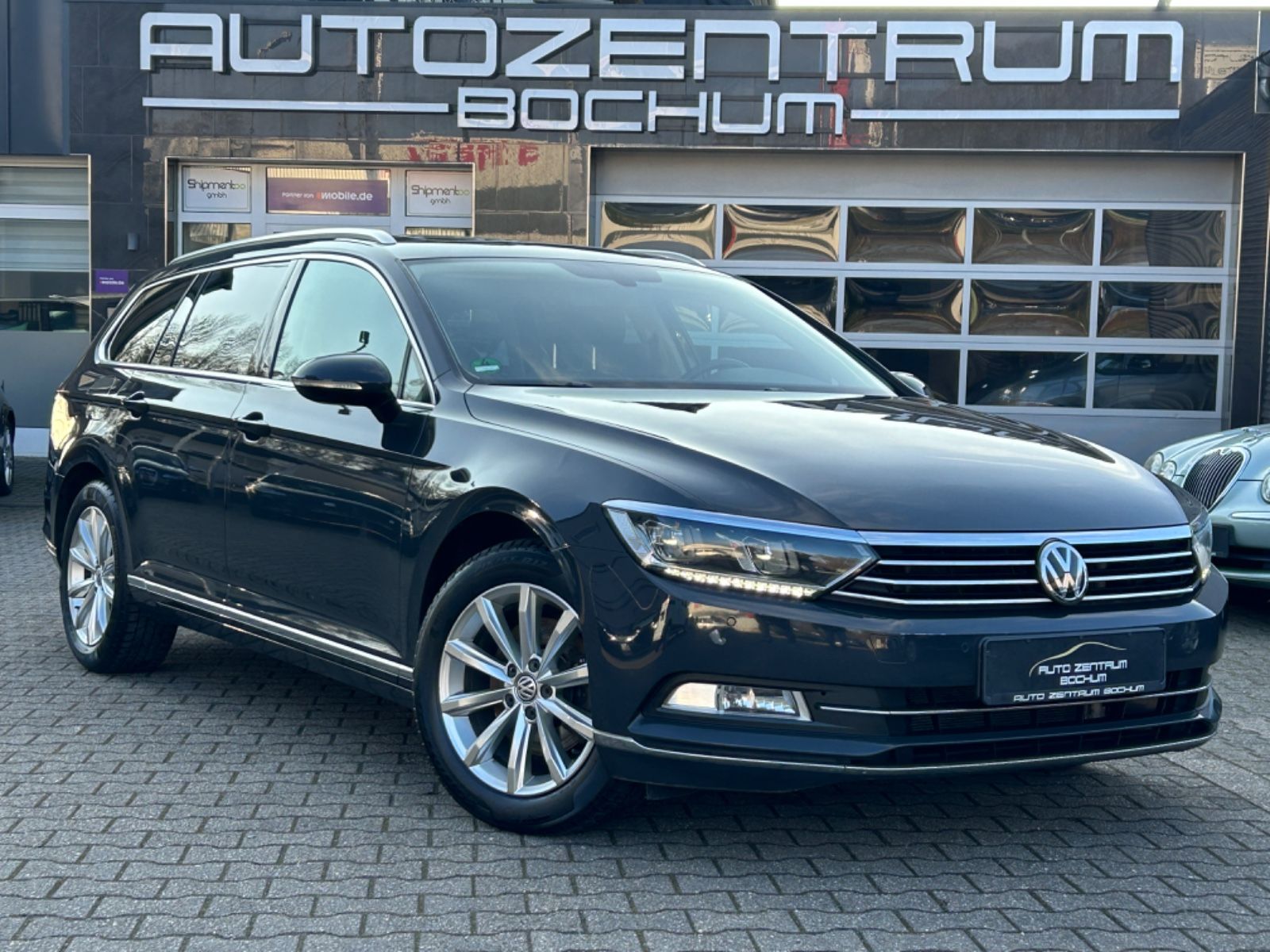 VW Passat Variant Highline Virtual Pano ACC Carplay