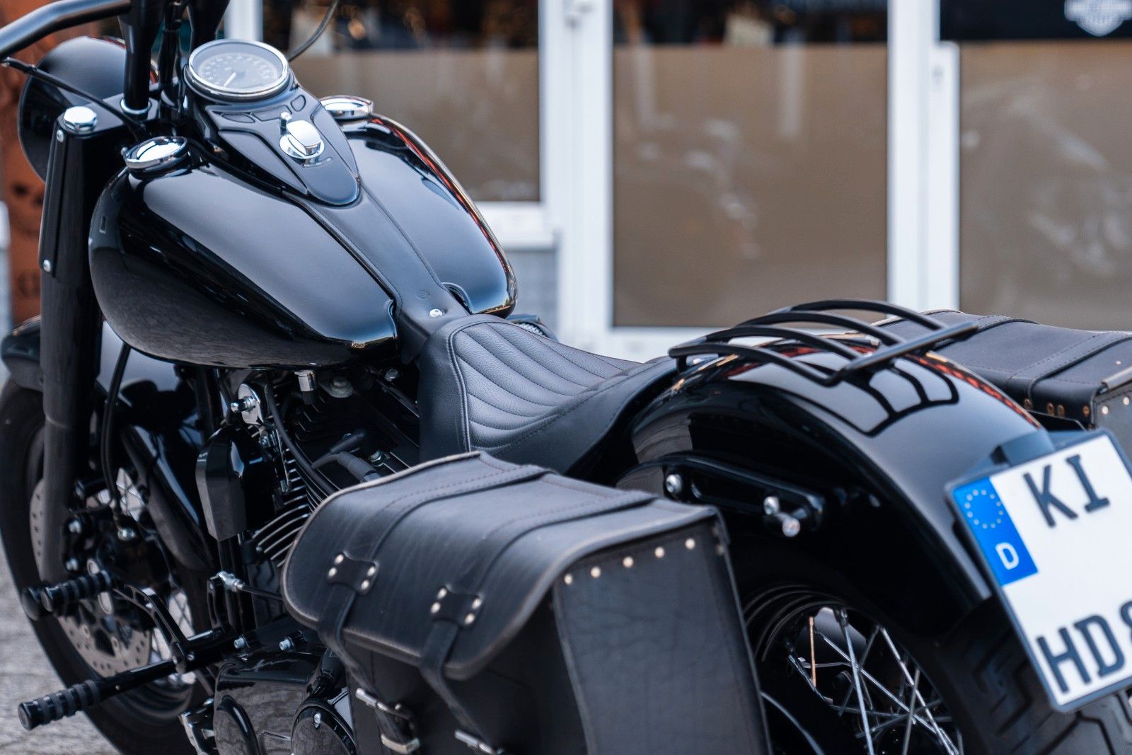 Fahrzeugabbildung Harley-Davidson FLSS SOFTAIL SLIM S 110 cui - Jekill & Hyde