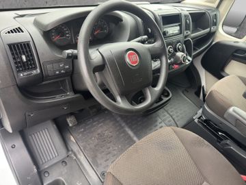 Fiat Ducato 2.3 Kasten 35 130 L3H2 Hoch+Lang, Bild 9
