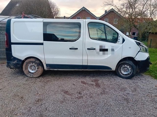 Renault trafic Totalschaden