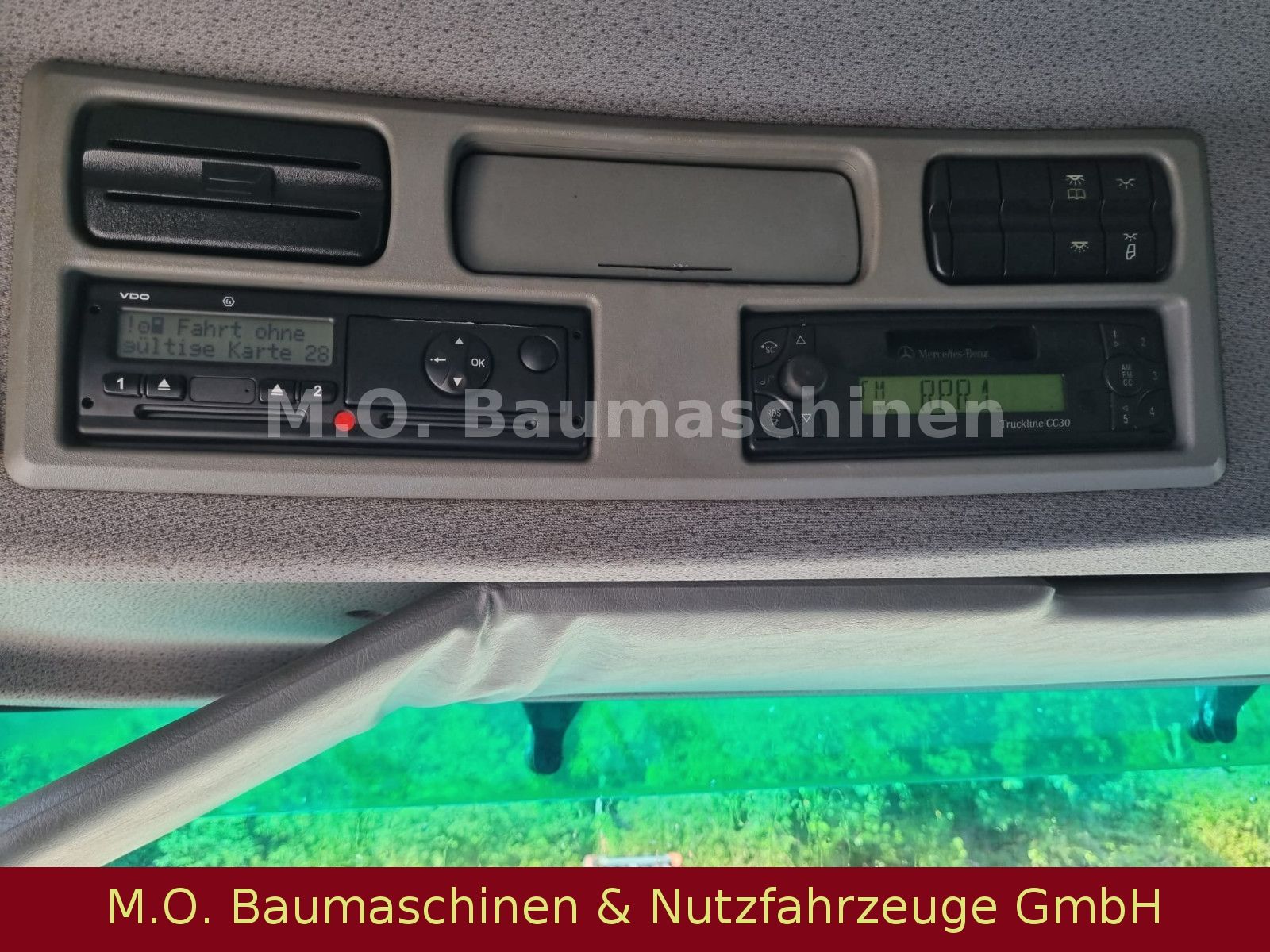 Fahrzeugabbildung Mercedes-Benz Actros 2541 / Saug- & Spühlwagen / 11.000 L /ADR