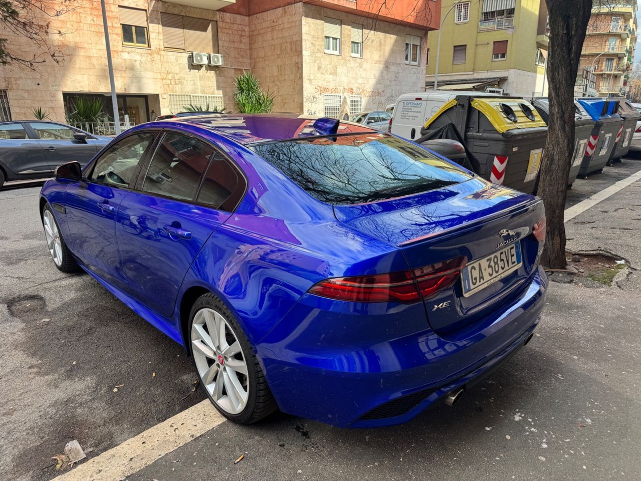 Jaguar XE 2.0 Benzina Guidosimplex imagem 3