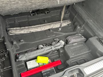 Mercedes-Benz GLC 250 4MATIC Autom. PANORAMA KAMERA LEDER – Bild 9