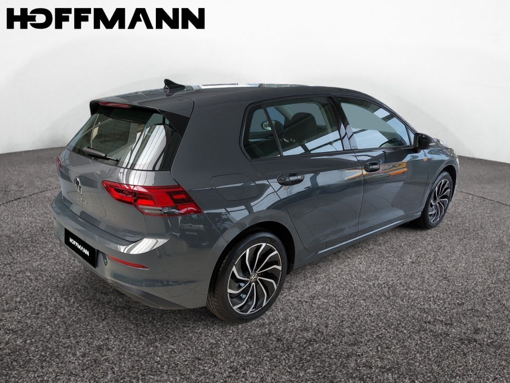 Fahrzeugabbildung Volkswagen Golf 1.5 TSI Life Navi LED ACC