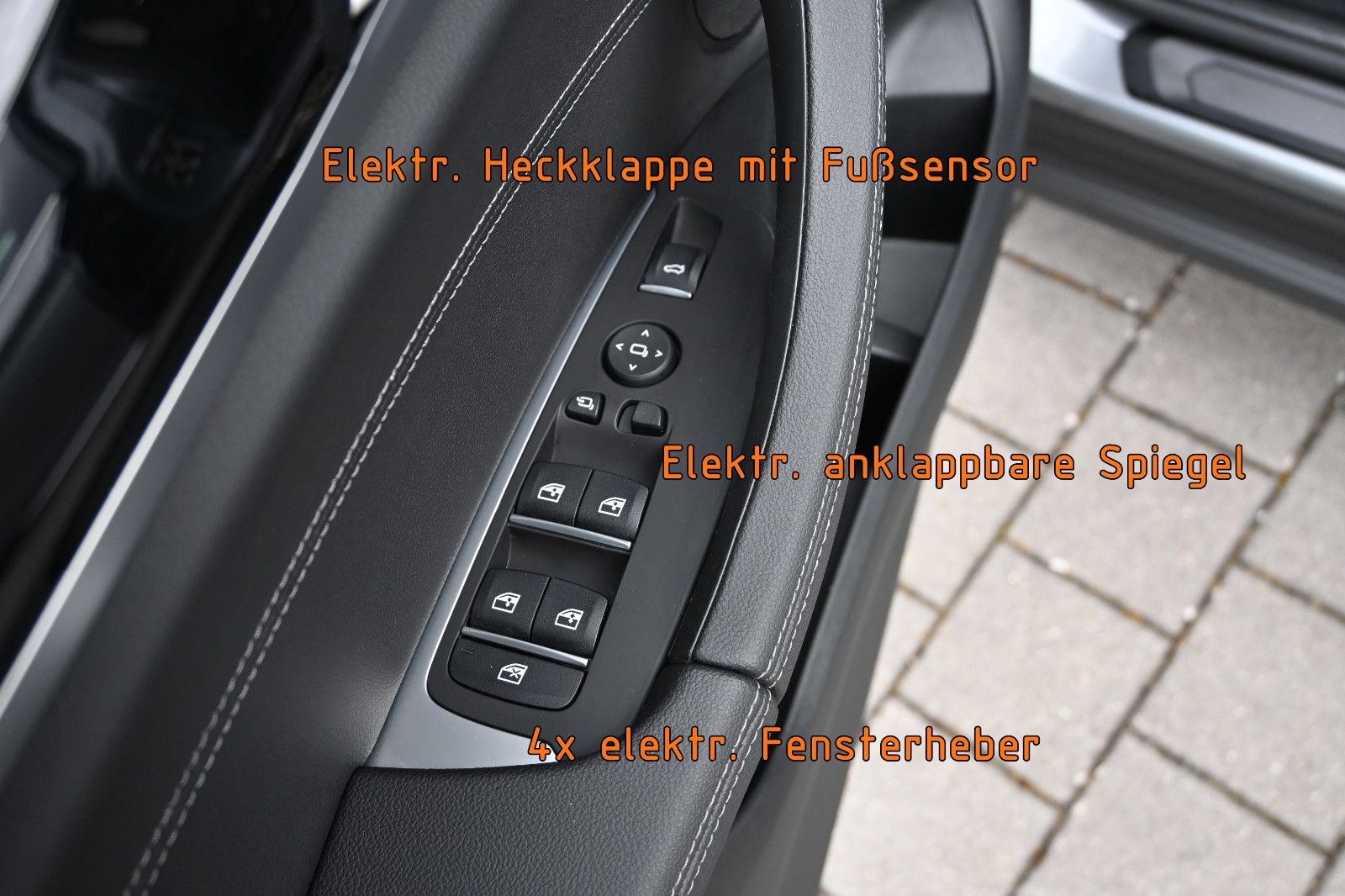 Fahrzeugabbildung BMW X3 xDr.20d °AHK°HUD°MEMO°SITZKLIMA°STANDHZG°360°