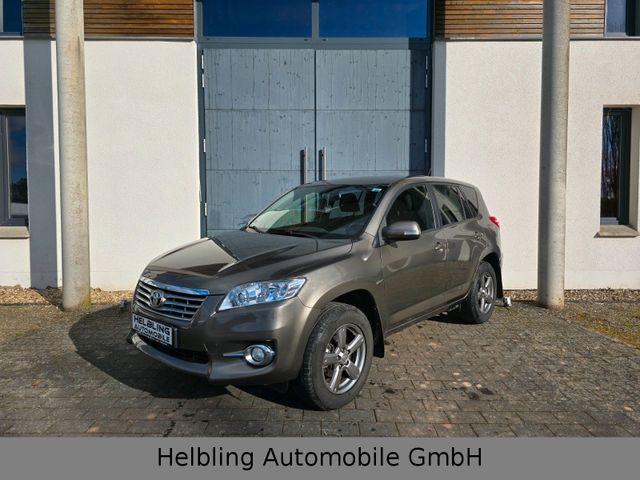 Toyota RAV Life 4x4 Navi Cam 1-Hand Anhängerkupplung