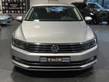 Volkswagen Passat 1.4 TSI ACT DSG Comfortline S-HE/NAVI/R-C - Volkswagen Passat mit Benzin-Antrieb: Limousine, Automatik