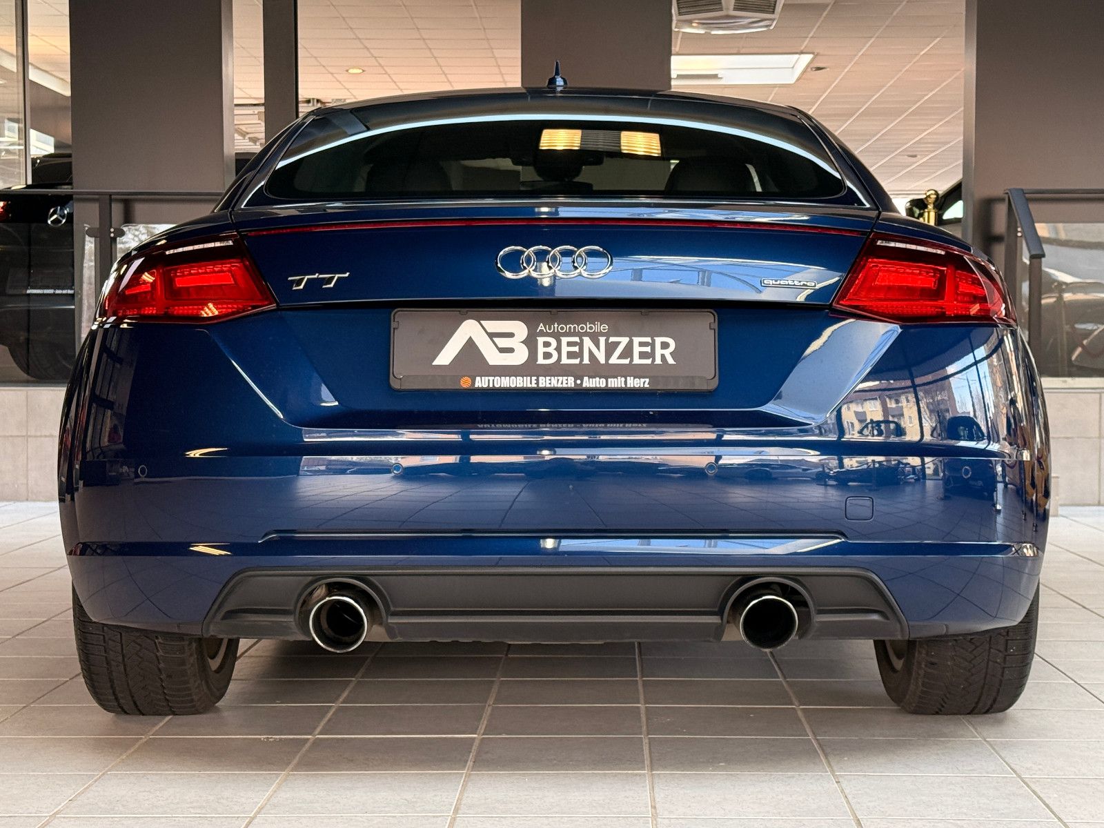 Fahrzeugabbildung Audi TT Coupe 2.0 TFSI Quattro /AUTOMATIK/NAVI/ALCANT