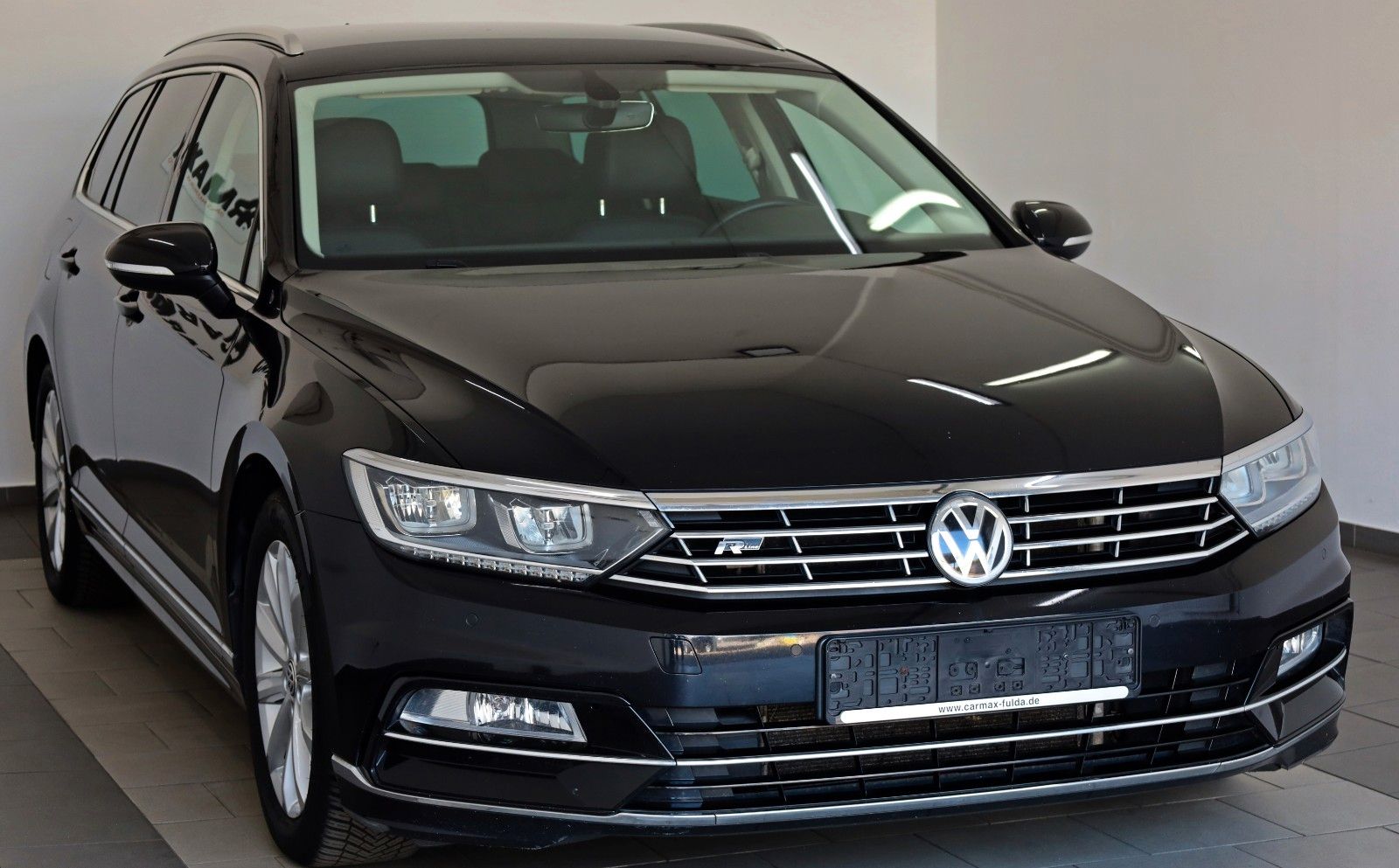 Fahrzeugabbildung Volkswagen Passat Variant Highline R Line T.Leder,Navi,LED