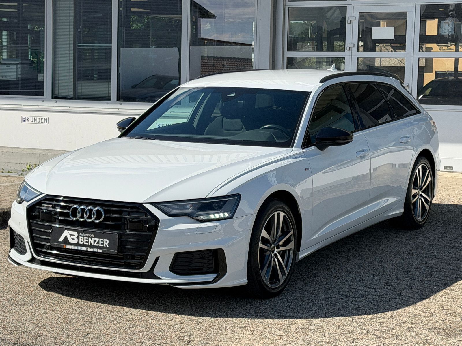 Fahrzeugabbildung Audi A6 Avant 55 TFSI quattro/SPORT/S-LINE/