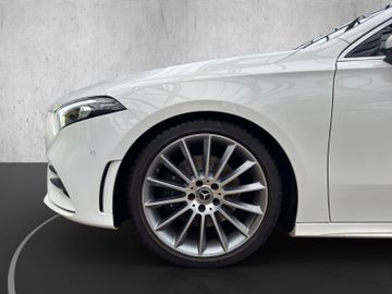 Mercedes-Benz A 220 AMG Line KeyLess+LED+Navi+Pano+SD+SHZ+LM