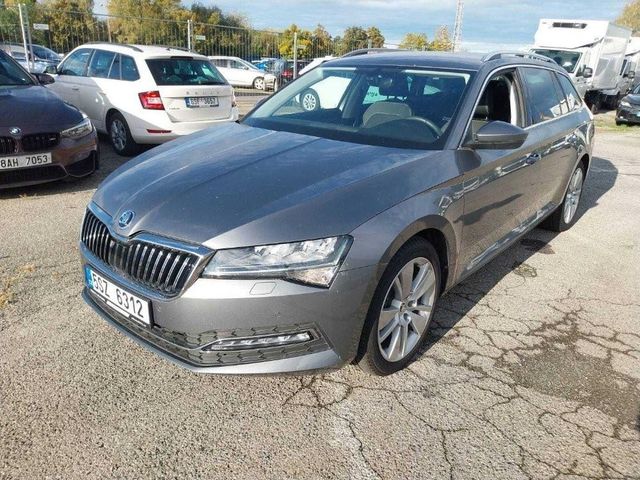 Skoda Superb 2.0TDI DSG Style el.Klappe+virt.Display