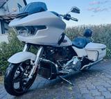 Harley-Davidson Road Glide 3 Jahre HD Garantie J&H Auspuff 
