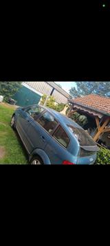 Audi verkaufe hier ein Audi A2 - gebrauchte Audi A6 aus dem Jahr 2002