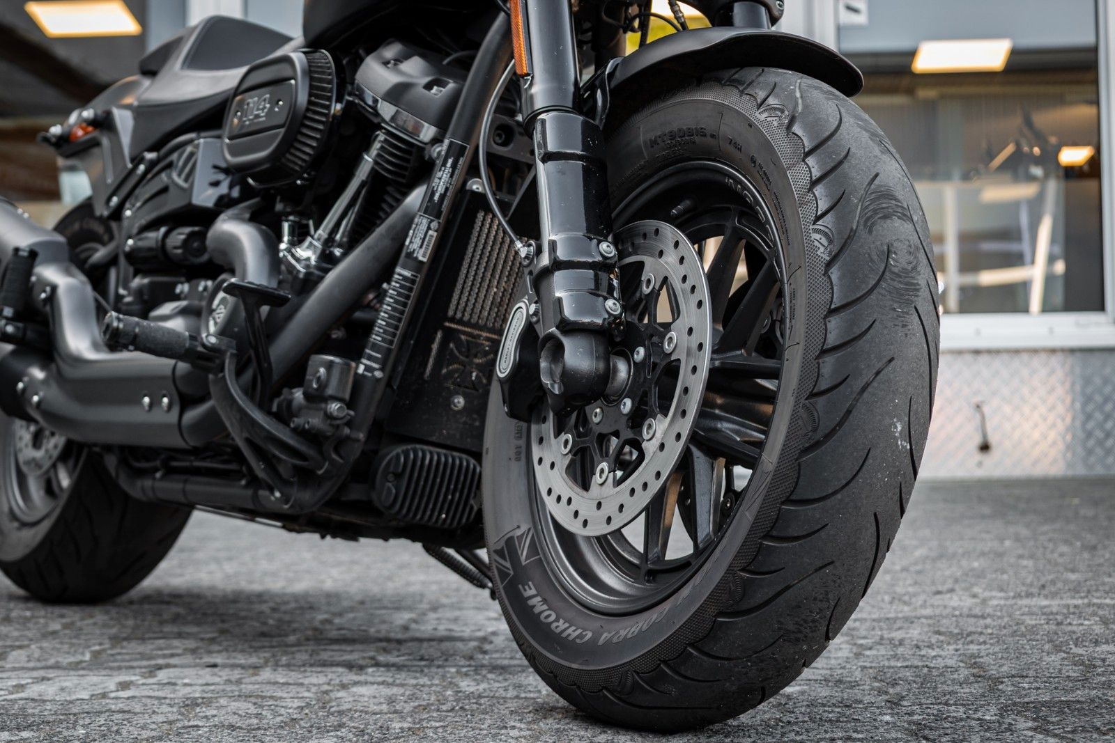 Fahrzeugabbildung Harley-Davidson FXFBS FAT BOB 114 CUI SOFTAIL - Penzl - Avon