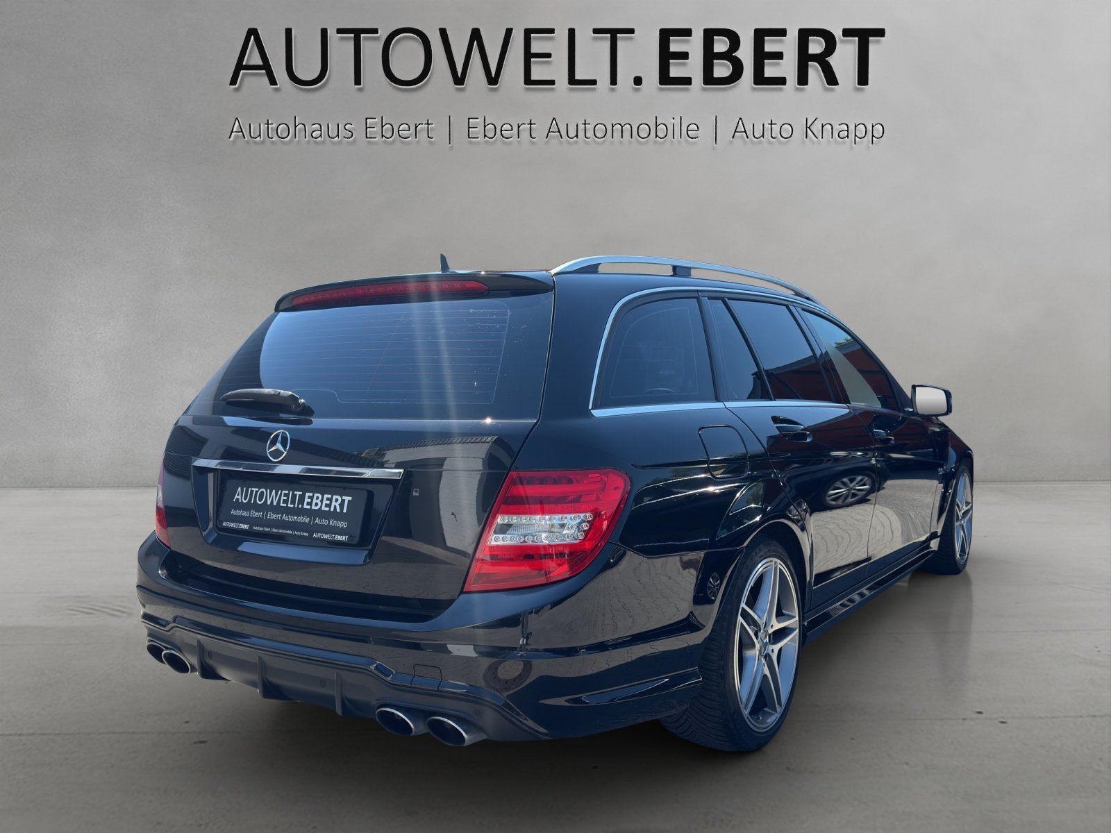 Fahrzeugabbildung Mercedes-Benz C 63 AMG 7G-MCT/HARMAN-KARDON/COMAND/