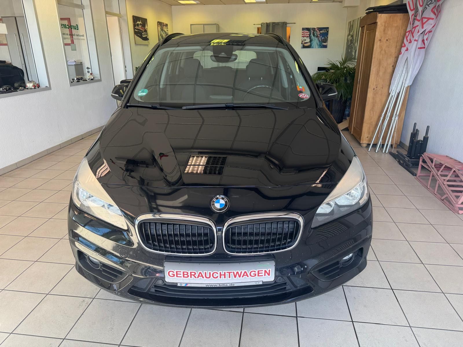 Fahrzeugabbildung BMW 216 Baureihe 2 Gran Tourer 216 d Advantage