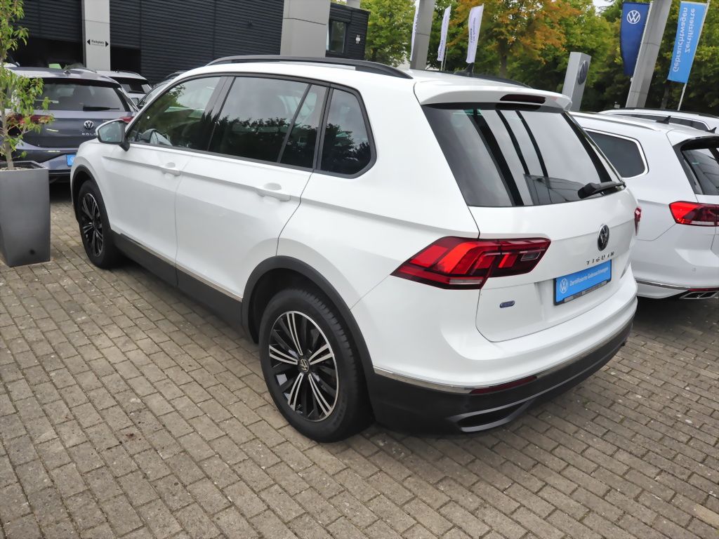 Volkswagen Tiguan 1.5 TSI Life STHZG AHK ACC Sitzheizung foto 3