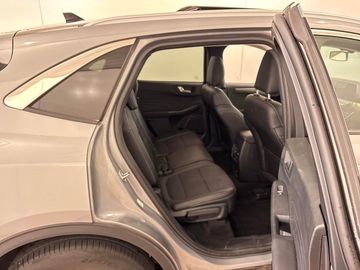 Ford Kuga - 11