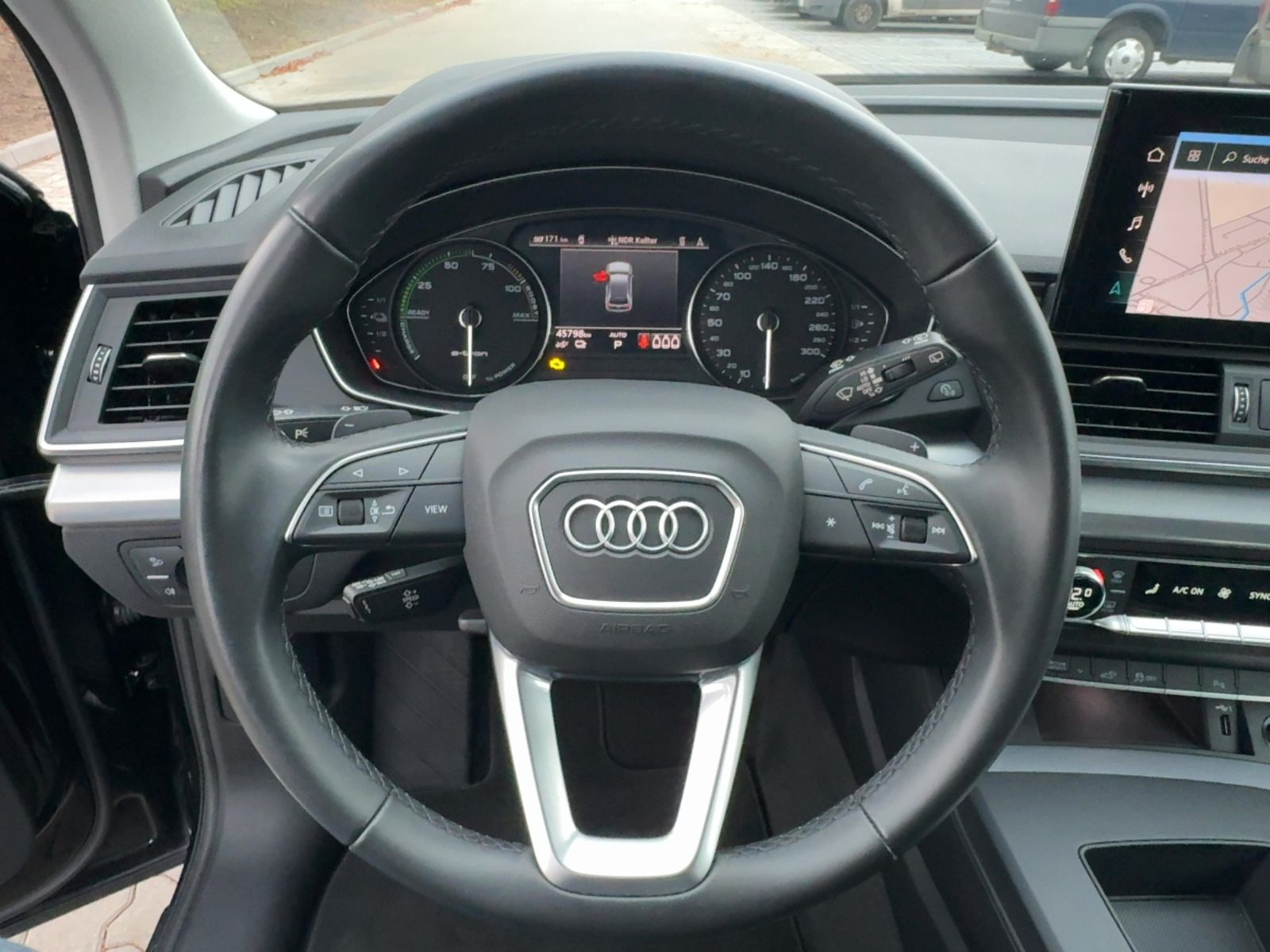 Fahrzeugabbildung Audi Q5 Sportback 50 2.0 TFSI e quattro Alu LED Navi