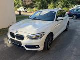 BMW 118 Baureihe 1 Lim. 5-trg. 118 i Sport Line - BMW 118 Gebrauchtwagen in Mannheim