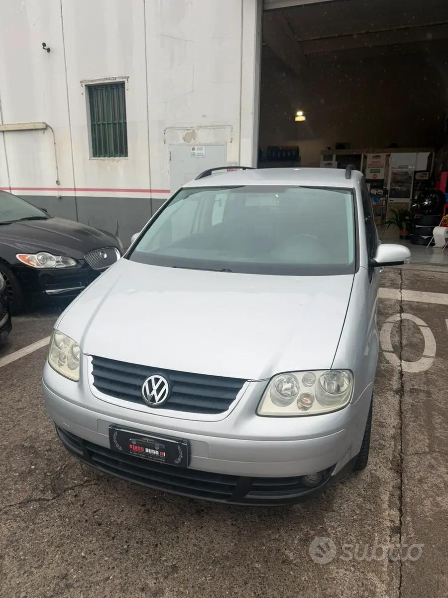 Volkswagen Touran, 2004