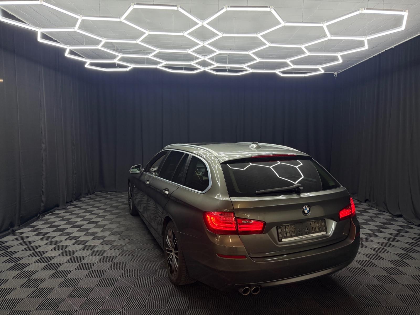 BMW 530D XDRIVE 258ch - TOIT PANORAMIQUE - CUIR DAKOTA - SIÈGES CHAUFFANTS - GPS PROFESSIONAL - SUSPENSION PNEUMATIQUE