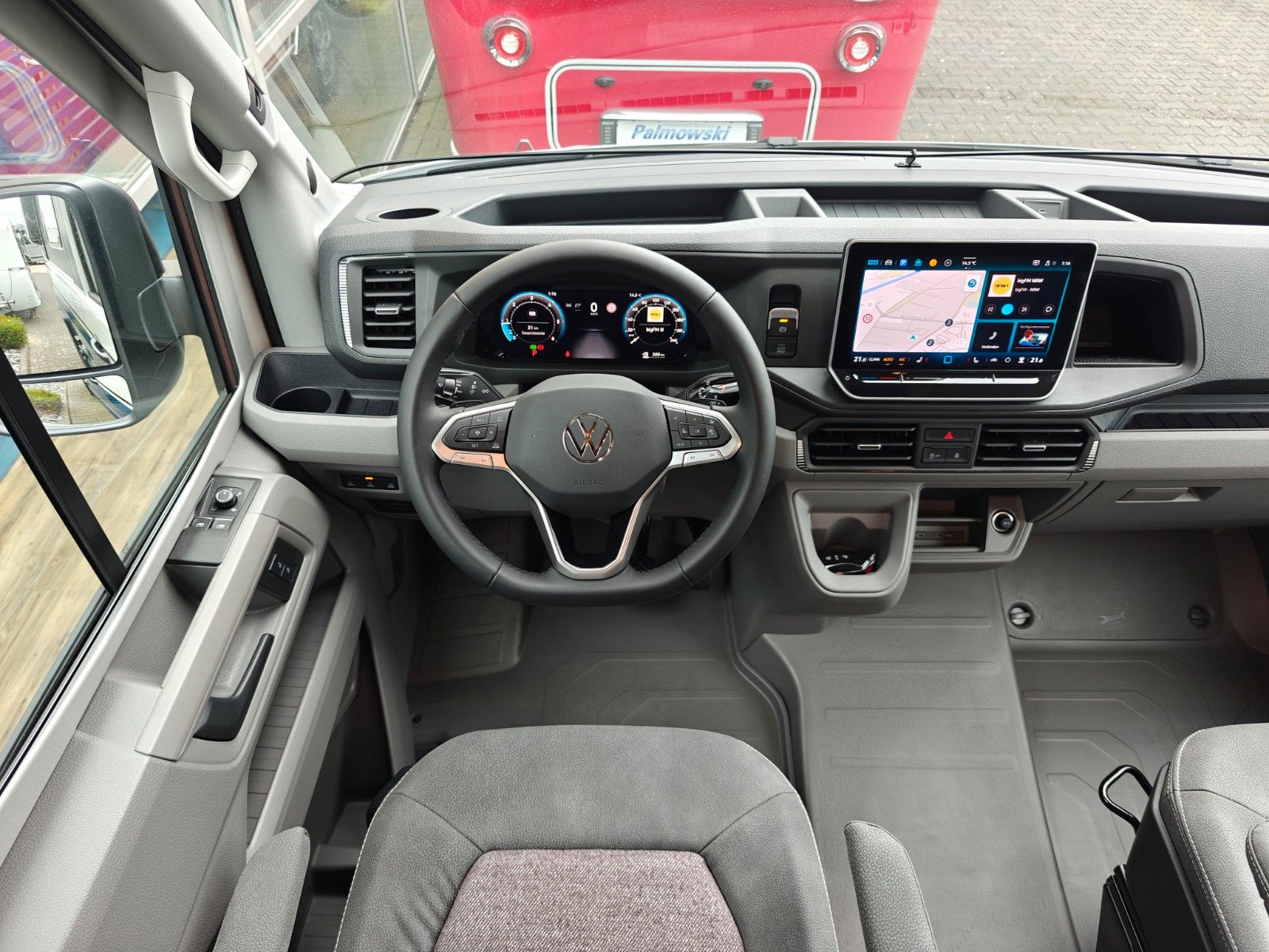 Fahrzeugabbildung HYMER / ERIBA / HYMERCAR CAR 600 - 18" A/T, Markise, AHK, VW Facelift! -