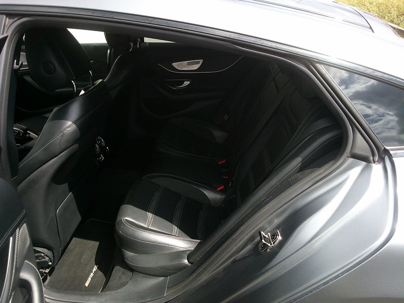 Fahrzeugabbildung Mercedes-Benz AMG GT 4-trg. 63 4Matic+