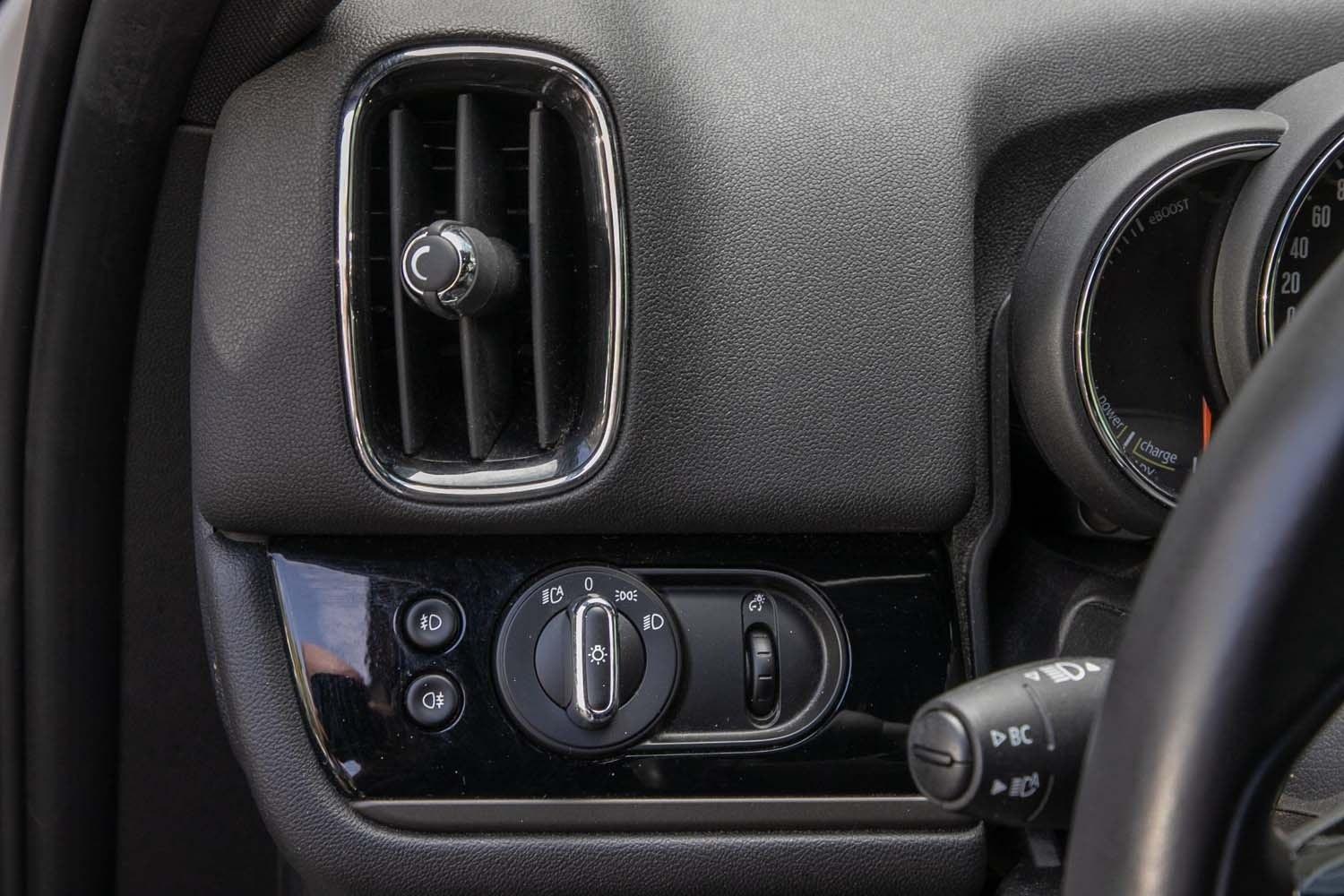 MINI Countryman SE ALL4 Chili HeadUp Klima RFK LED