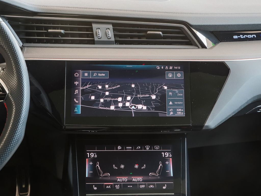 Audi Q8 e-tron 50 qu. 2x S line AHK Pano Matrix 360° foto 10