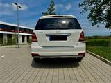 Mercedes-Benz GL 550 4MATIC  - Mercedes-Benz GL 500 mit Benzin-Antrieb