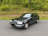 Mercedes-Benz E 250 DIESEL  - gebrauchte Mercedes-Benz E 250 aus dem Jahr 1995