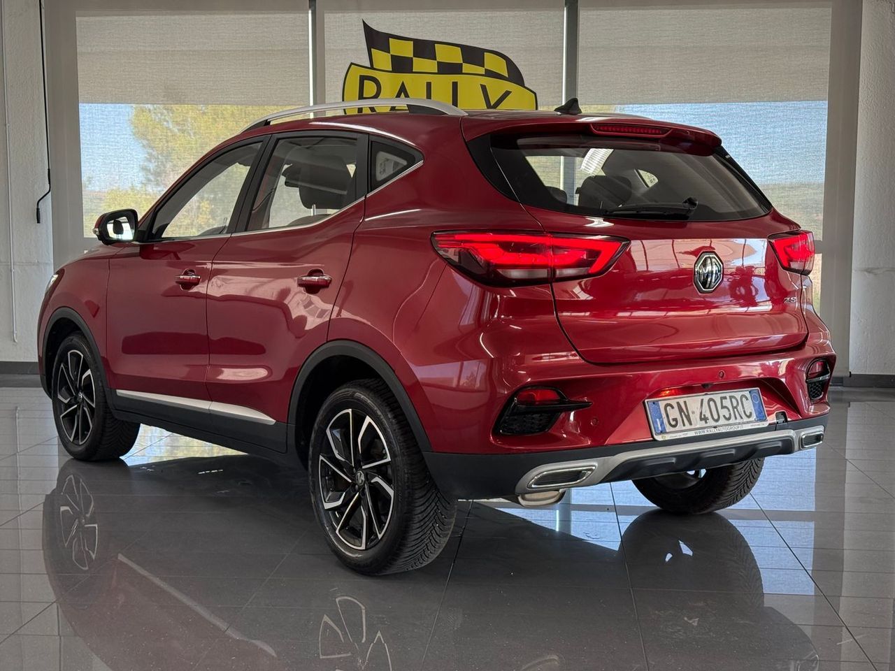 MG ZS