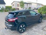 Nissan Qashqai 1.6 dCi DPF N-CONNECTA Schwarz Metallic - Nissan Qashqai Gebrauchtwagen in Saarbrücken