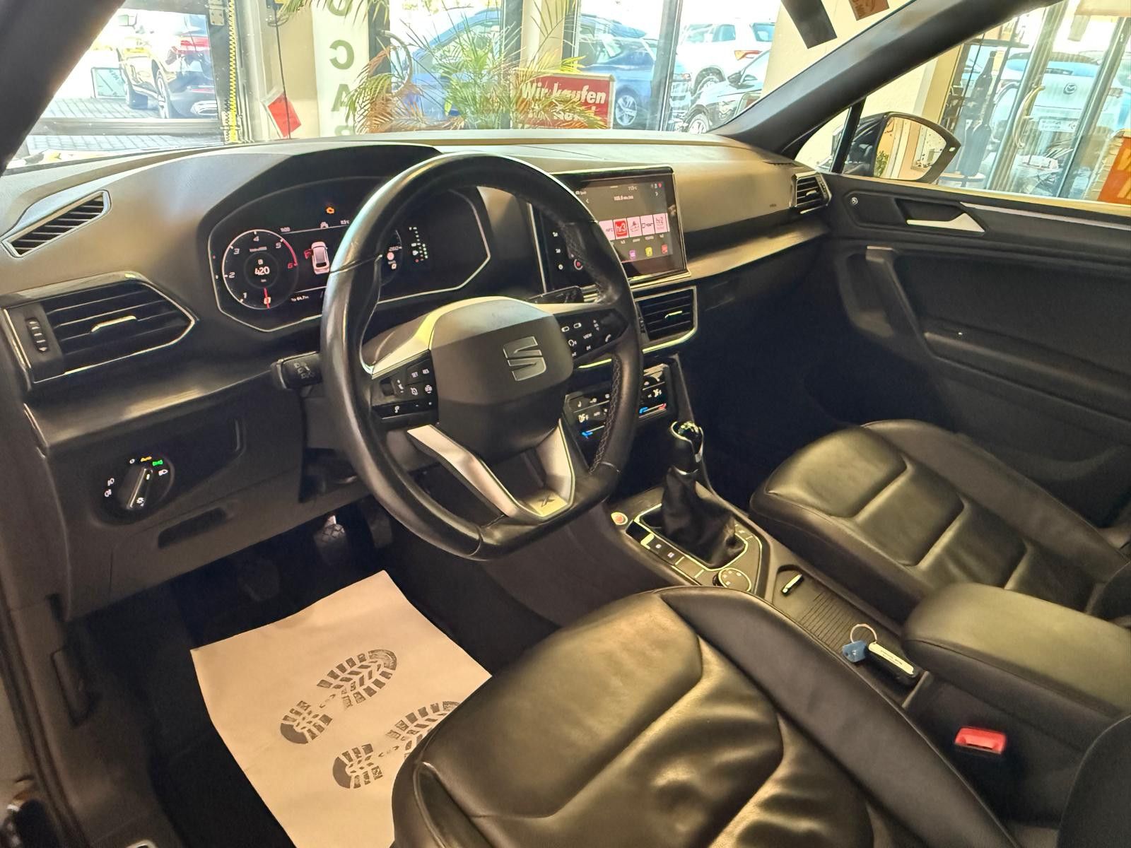 Fahrzeugabbildung SEAT Tarraco Xcellence/ PANORAMA/LEDER/AHK