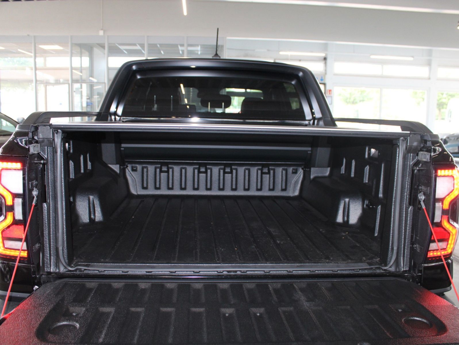 Fahrzeugabbildung Ford Raptor 3.0 EB DoKa AHK RAPTOR PAKET ACC 360°CAM