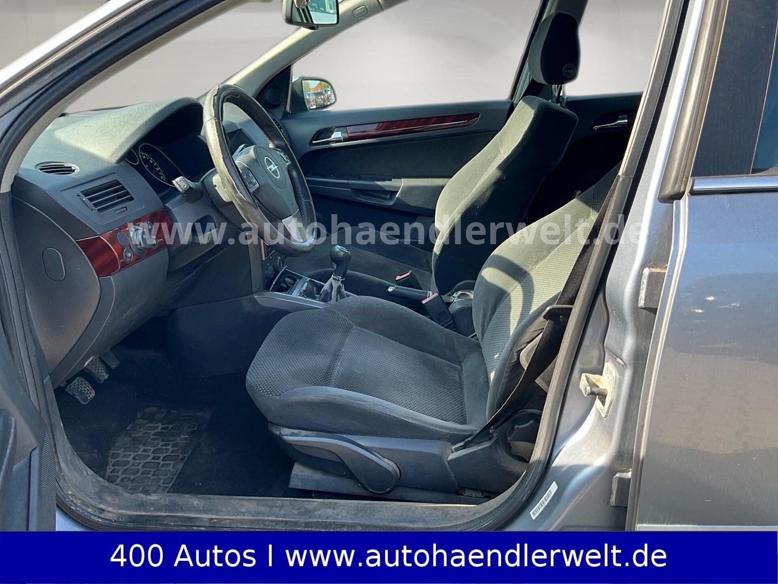 Opel Astra 2004 — photo 9
