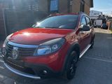 Dacia Sandero Stepway *TÜV NEU* SERVICE NEU*ALU* - Dacia Sandero aus 2011: Stepway