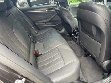 BMW 520 - 8
